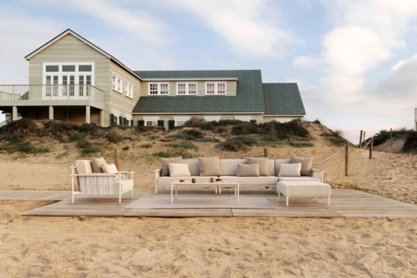Vondom – HAMPTONS LOUNGER TABLE
