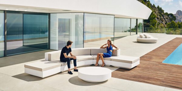 Vondom – VELA ROUND OTTOMAN